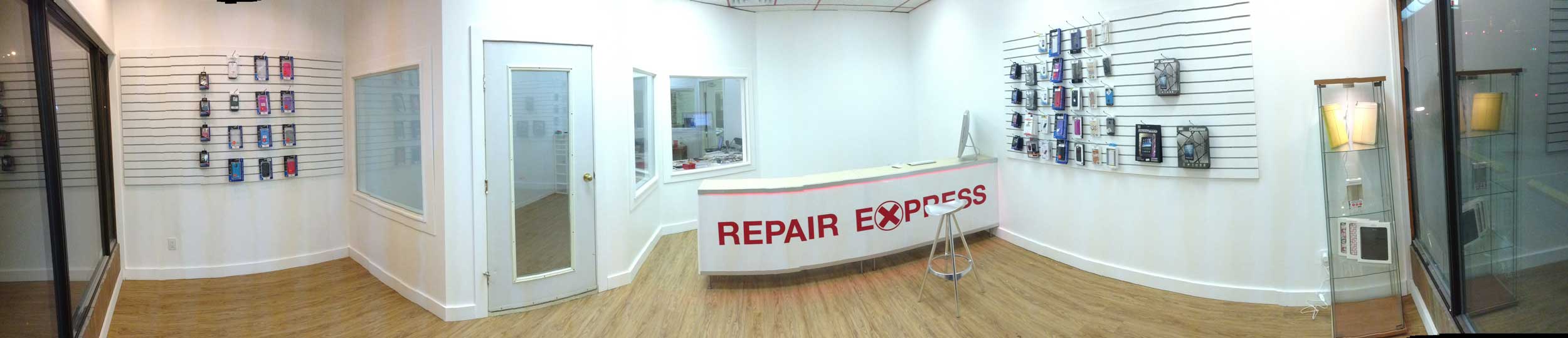 RepairExpressInsideVernonStorePicture