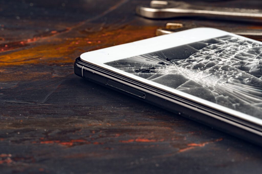 Broken Samsung screen repair 